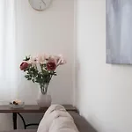 Διαμέρισμα Neue In Mit Terrasse By Interhome