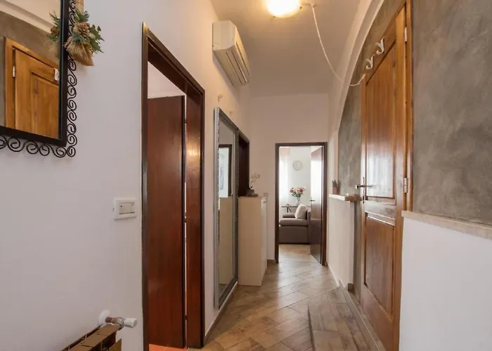Apartment Neue In Mit Terrasse By Interhome *