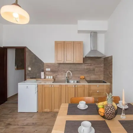 Daire Neue In Mit Terrasse By Interhome *